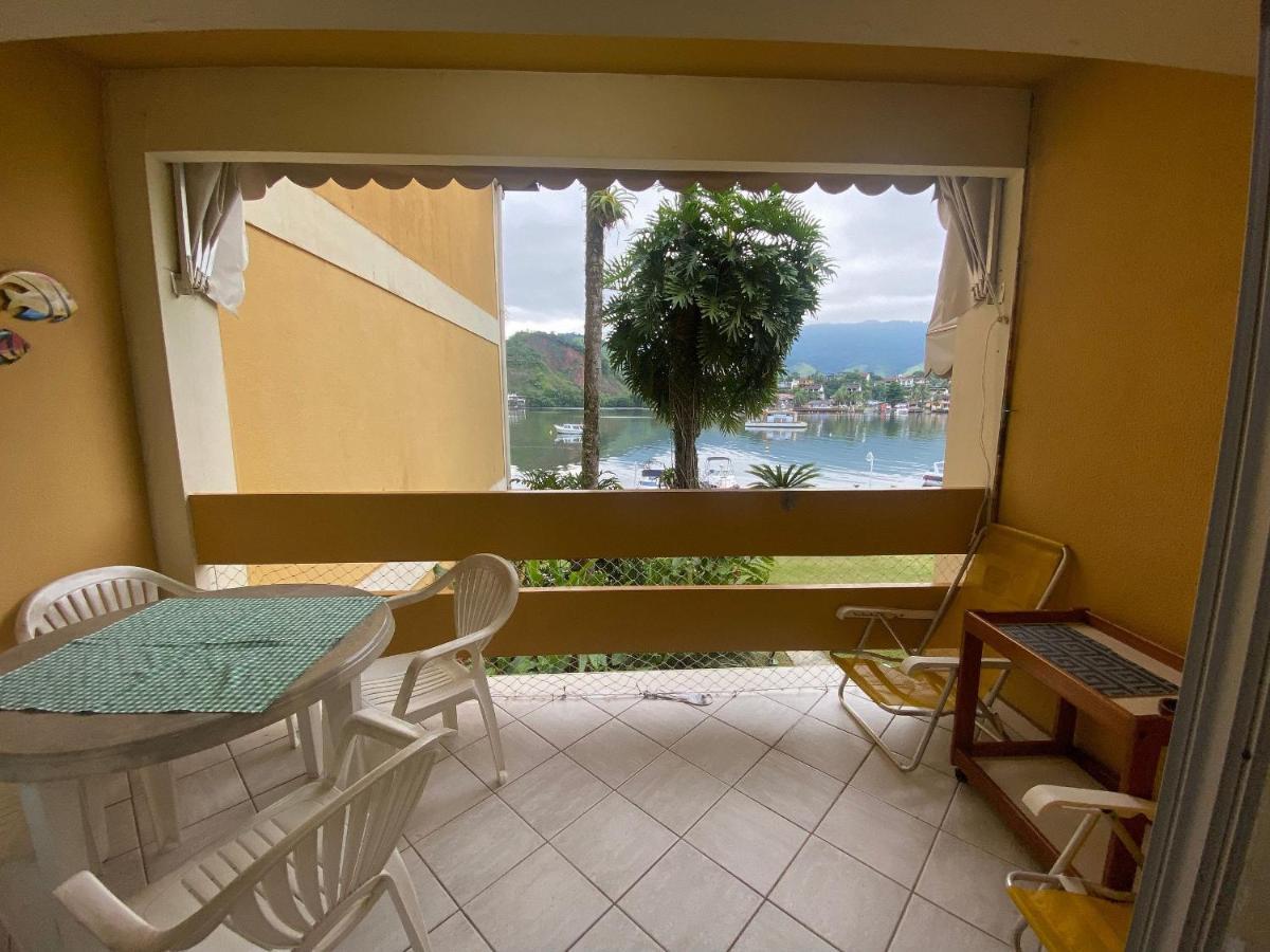 Condomínio com piscina, churrasqueira, sauna e MARINA P LANCHA - WiFi 200Mbps - 1qt e sala com 2 ar condicionados Angra dos Reis Exterior foto
